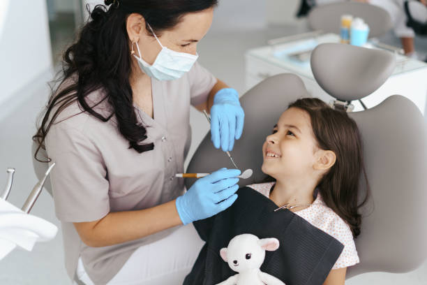 Best Emergency Dental Care for Broken or Chipped Teeth in Erath, LA